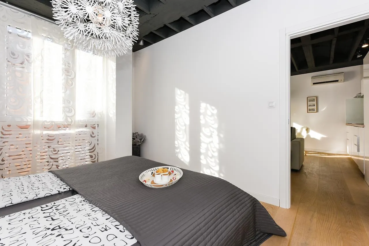 Deluxe Apartments Santa Lucia